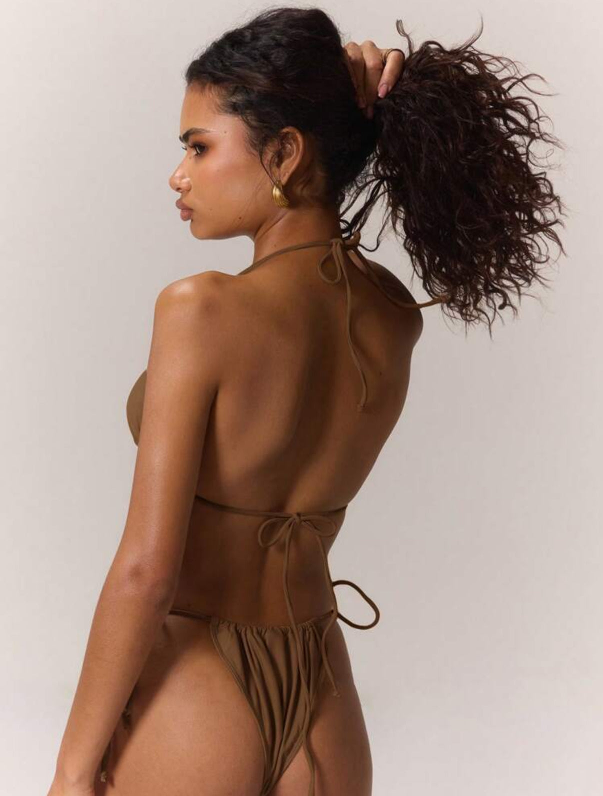 Traje de baño marrón